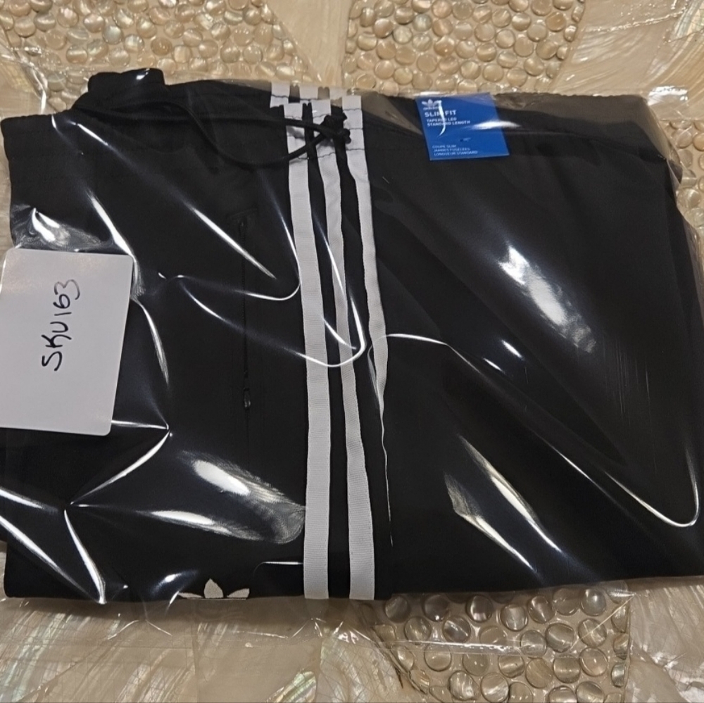 Adidas Originals Women's SST Track Pants Black White 3-Stripes Size Large NWT - Picture 10 of 10